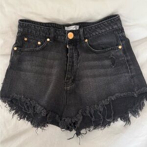 Vestique Black Jean Shorts with Distressed Hem